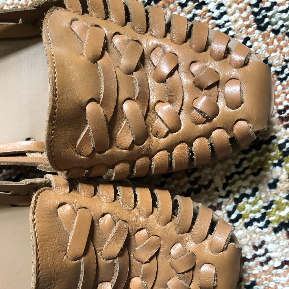 Nisolo Leather Hurache Sandals in Almond